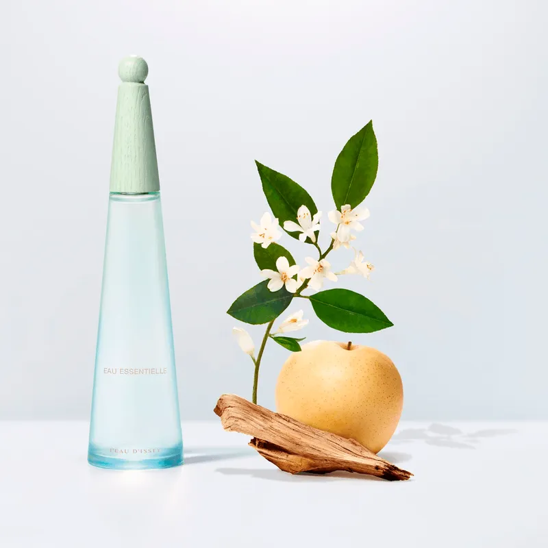 Bild 2 för Issey Miyake L'Eau d'Issey Eau Essentielle Eau De Parfum 50ml