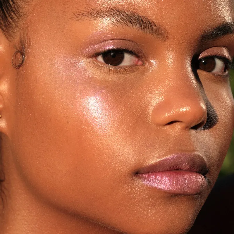 Bild 6 för JASON WU BEAUTY Opal Stick, Multi-Use Highligt Glow Stick for Cheek, L