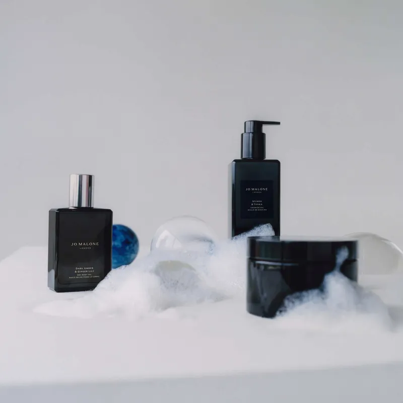 Bild 2 för Jo Malone London Myrrh & Tonka Body & Hand Wash Intense 250 ml