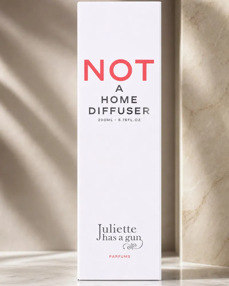 Bild 2 för Juliette has a gun Not A Home Diffuser 200 ml