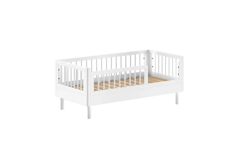 Alternativ bild 0 för Juniorsäng Forrest Bok - Bok