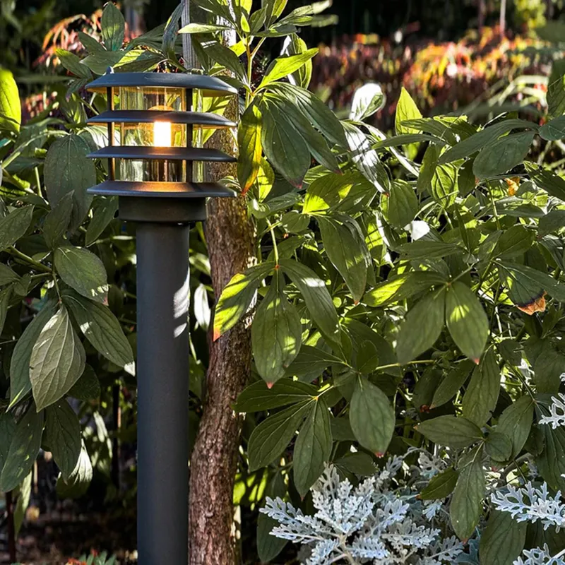 Bild 2 för Jupiter Pollare, grå, 62 cm, 12 volt AC, 3 watt LED, IP65, rundstrålande spridning, varmvitt ljus.
