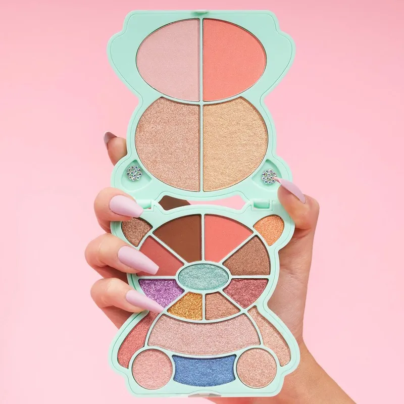 Bild 4 för KimChi Chic Teddy Kim Eyeshadow Palette Boyfriend