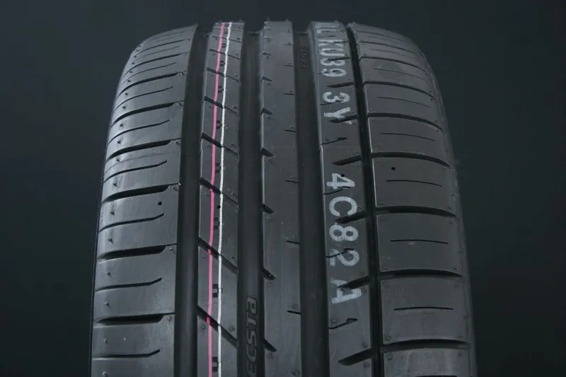 Bild 2 för Kumho Ecsta Le Sport KU39 ( 215/35 ZR19 85Y XL )