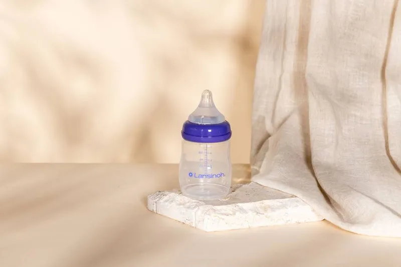 Bild 2 för Lansinoh NaturalWave Baby Bottle 160 ml