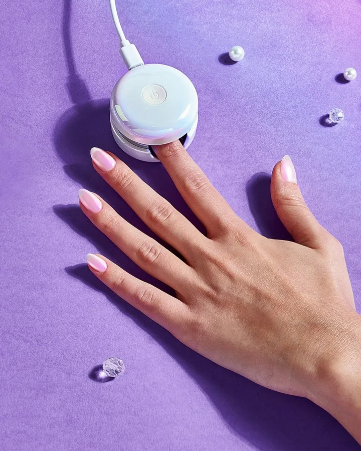 Bild 7 för Le Mini Macaron Gel Manicure Kit Pearlescence
