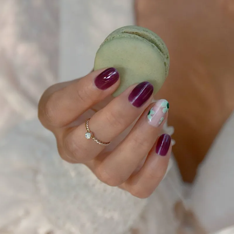 Bild 8 för Le Mini Macaron Gel Polish Dark Plum 8 ml