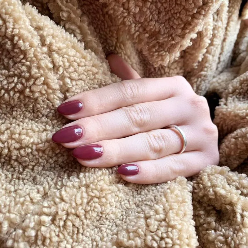 Bild 5 för Le Mini Macaron Gel Polish Sour Cherry 10 ml