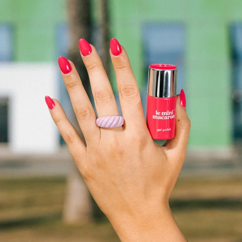 Bild 8 för Le Mini Macaron Single Gel Polish Sweet Cherry