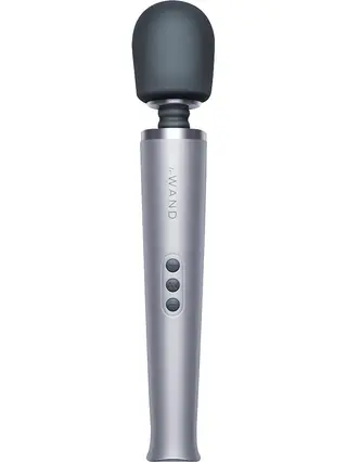 Produktfoto för Le Wand: Rechargeable Vibrating Massager, silver