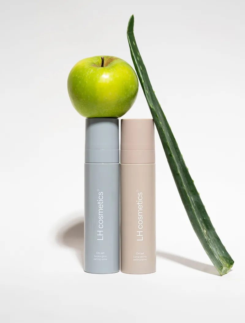 Bild 4 för LH cosmetics On Set Subtle Glow Setting Spray
