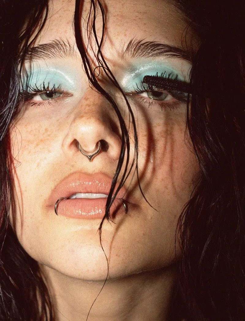 Bild 4 för LH cosmetics The Waterproof Mascara
