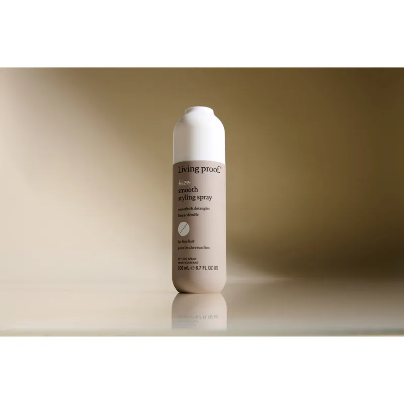 Bild 2 för Living Proof No Frizz Smooth Styling Spray 200 ml