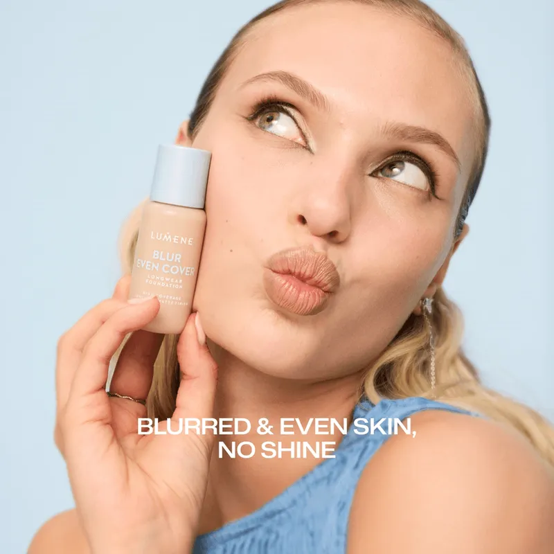Bild 3 för Lumene Blur Even Cover Foundation 4,5 30ml
