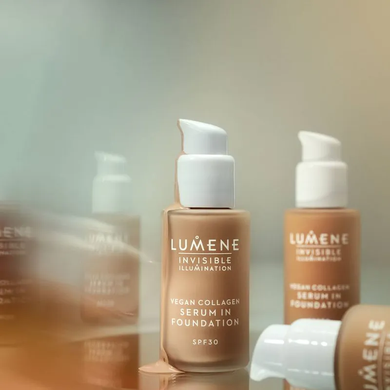 Bild 10 för Lumene Invisible Illumination Vegan Collagen Serum in Foundation SPF30 0.5 30 ml