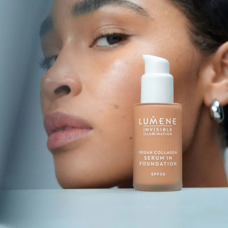 Bild 4 för Lumene Invisible Illumination Vegan Collagen Serum in Foundation SPF30 6 30 ml