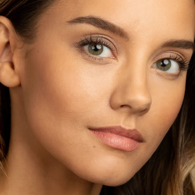 Bild 4 för Lumene Matte Oil-Control Foundation SPF20 6 Bronze 30 ml
