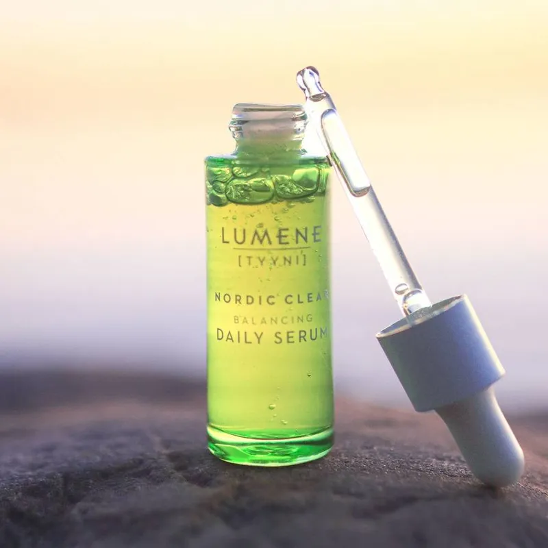 Bild 3 för Lumene Nordic Clear Balancing Daily Serum 30 ml
