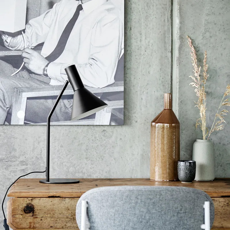 Bild 2 för Lyss bordlampa (Svart)