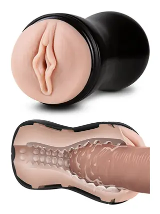 Produktfoto för M for Men - Soft and Wet Pussy Self Lubricating Stroker Cup - Vanilla
