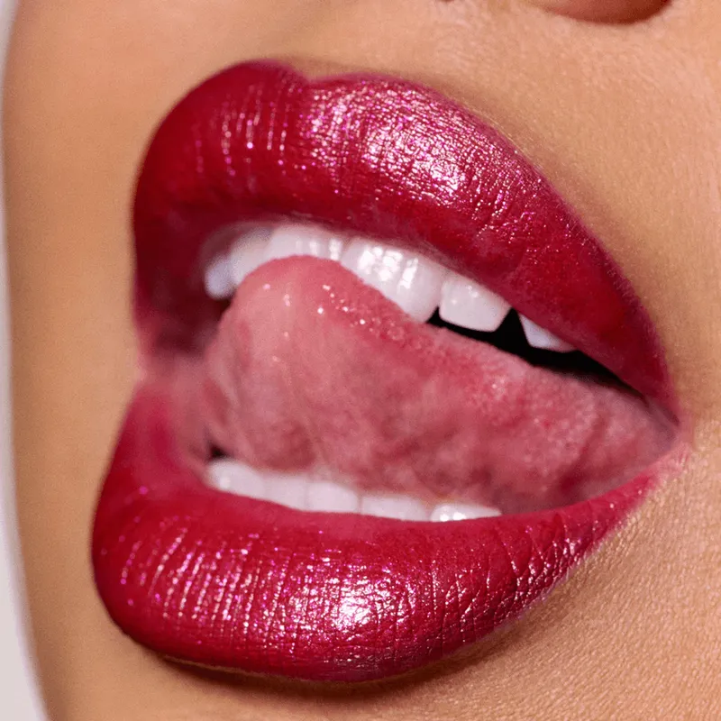 Bild 8 för MAC Cosmetics Dazzlelips Crayon Red Halo