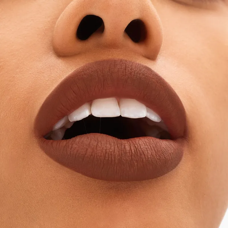 Bild 3 för MAC Cosmetics Locked Kiss 24Hr Lipstick Posh