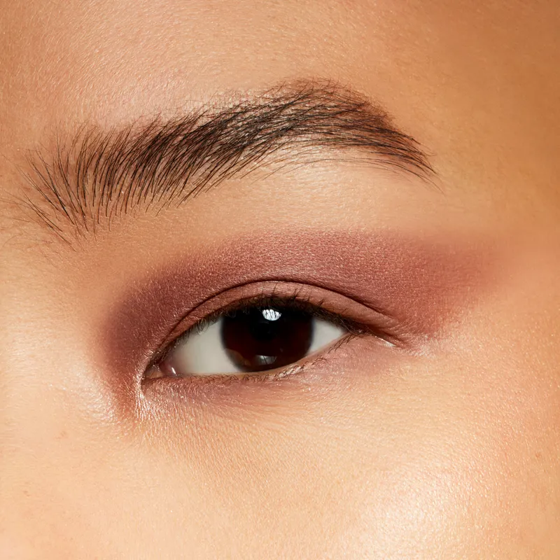 Bild 2 för MAC Cosmetics Satin Single Eyeshadow Haux
