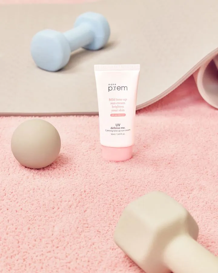 Bild 4 för Make P:rem UV Defense Me Calming Tone Up Sun Screen SPF50+ 50 ml