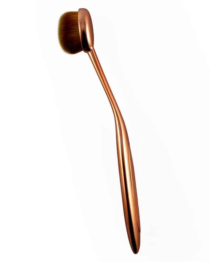 Bild 2 för Makeup Revolution Pro Precision Brush Oval Shape