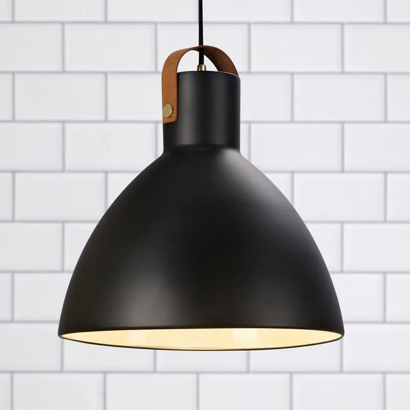 Bild 1 för Markslöjd - Eagle Taklampa H35 Black Markslöjd