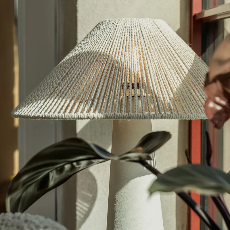 Bild 2 för Markslöjd - Favoro Bordslampa Beige