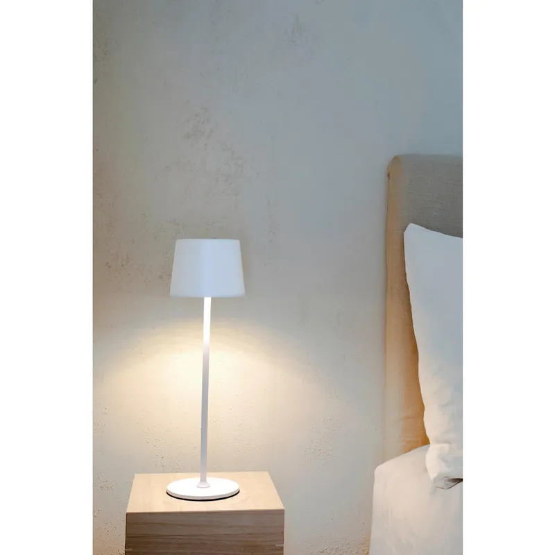 Bild 2 för Markslöjd - Fiore Portable Bordslampa IP44 Matt White Markslöjd