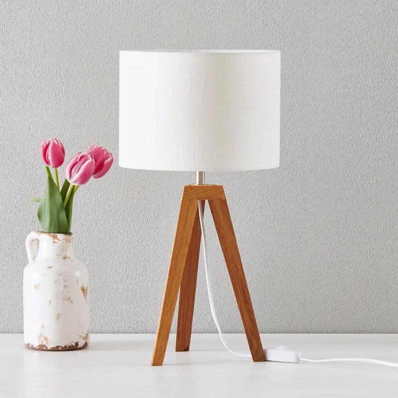 Bild 2 för Markslöjd - Kullen Bordslampa H22,5 Oak/White Markslöjd