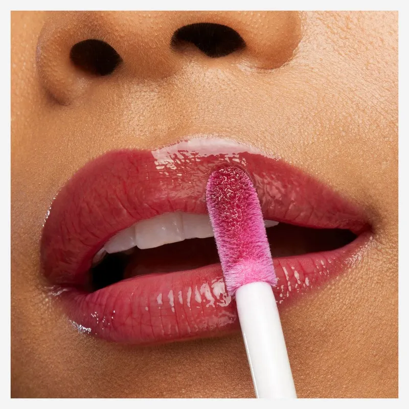 Bild 7 för Maybelline New York Lifter Gloss Läppglans 002 Ice 5,4 ml