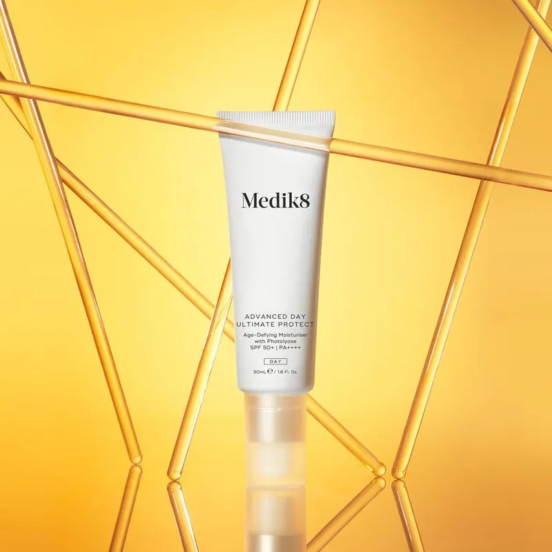 Bild 4 för Medik8 Advanced Day Ultimate Protect SPF50+ 50 ml