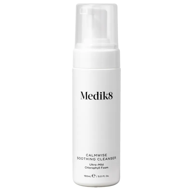 Bild 2 för Medik8 Calmwise Soothing Cleanser 150 ml