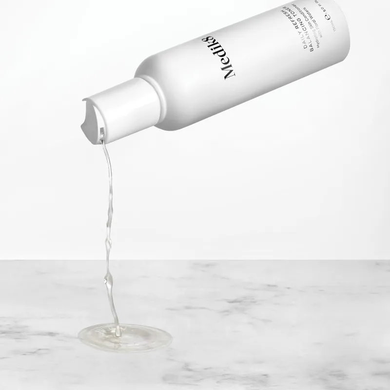 Bild 4 för Medik8 Daily Refresh Balancing Toner 150 ml