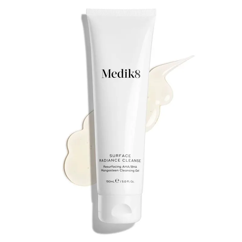 Bild 2 för Medik8 Surface Radiance Cleanse 150 ml
