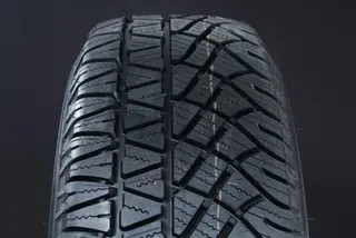 Produktfoto för Michelin Padangos Latitude Cross 110 H ( C C B 72dB )