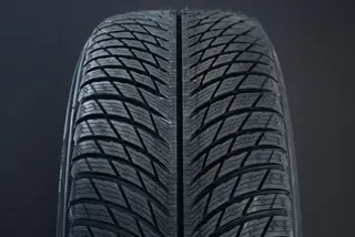 Produktfoto för Michelin Pilot Alpin 5 ( 295/30 R22 103W XL, SUV )