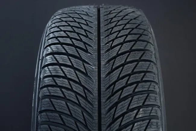 Bild 1 för Michelin Pilot Alpin 5 ( 295/30 R22 103W XL, SUV )