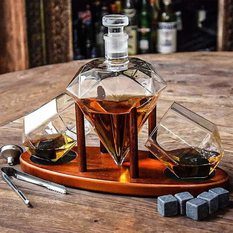 Bild 1 för Mikamax Deluxe Diamond Decanter Set