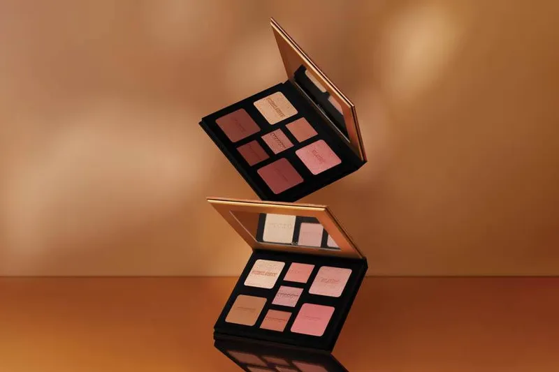 Bild 9 för Milani All-Inclusive Eye, Cheek & Face Palette Medium to Deep