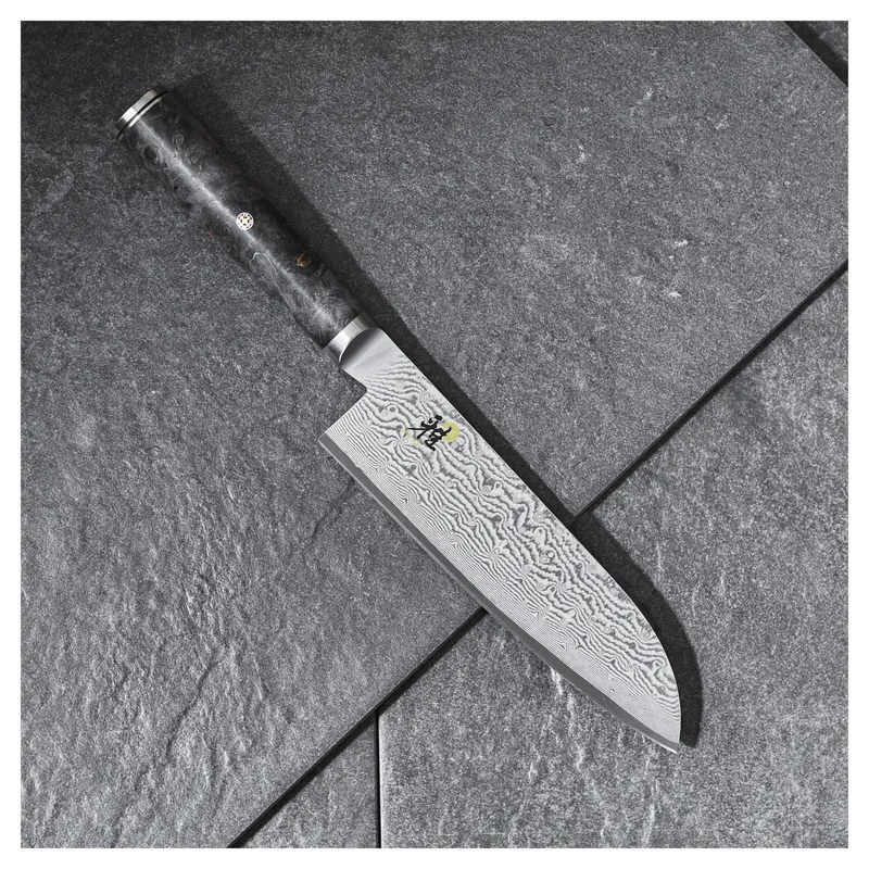 Bild 5 för Miyabi BLACK 5000MCD 67 Santoku Japansk Kockkniv 18 cm