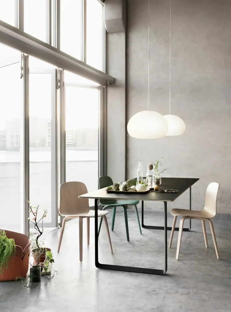 Bild 1 för Muuto - Fluid Taklampa Ø42 Opal White