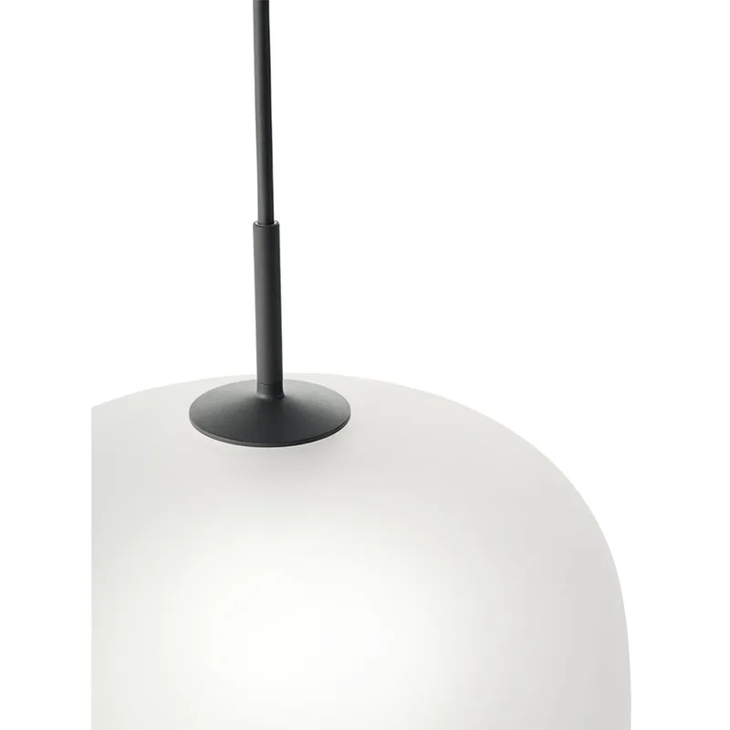 Bild 1 för Muuto - Rime Taklampa Ø37 White/Black