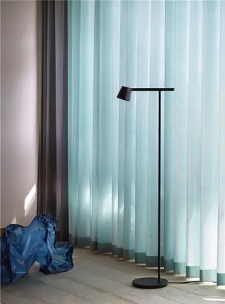 Produktfoto för Muuto - Tip Golvlampa Black