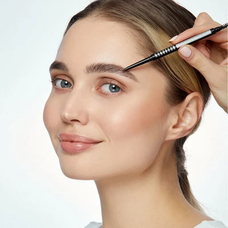 Bild 6 för Nanobrow Eyebrow Pencil Dark Brown