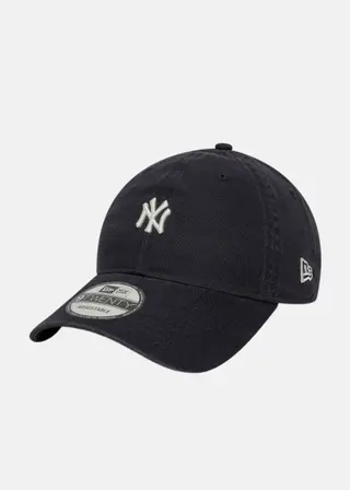 Produktfoto för New Era - MLB Blå unconstructed Keps - New York Yankees Mini Logo Washed 9TWENTY Navy Dad Cap @ Hatstore