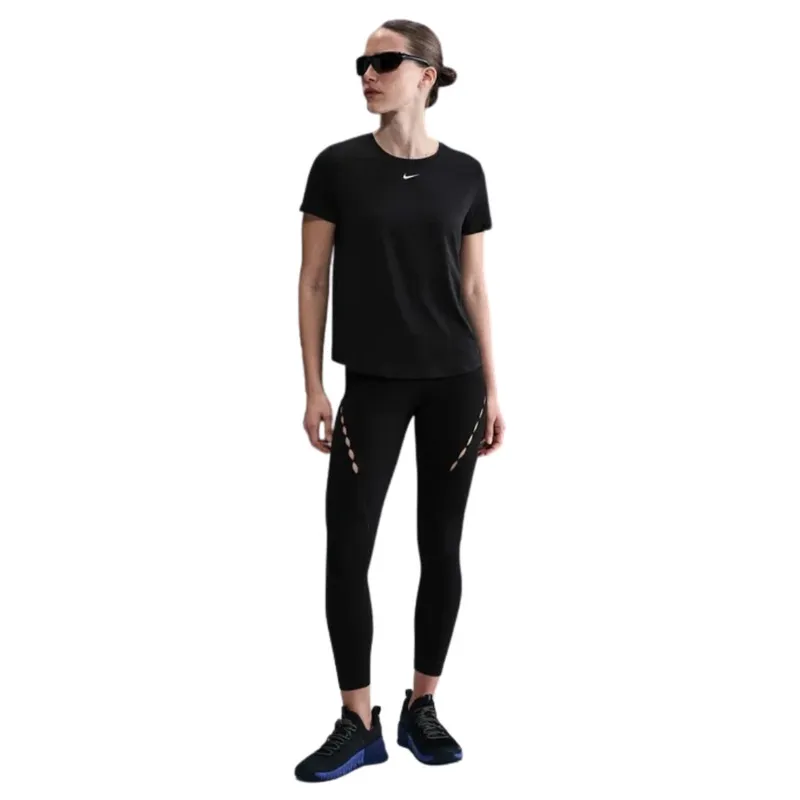Alternativ bild 0 för Nike One Classic Tee Black Women (Storlek kläder: L)